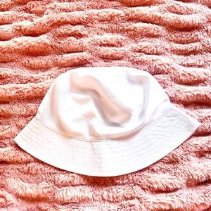 White bucket hat